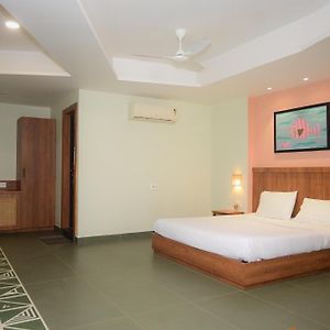 Hotel Ashray